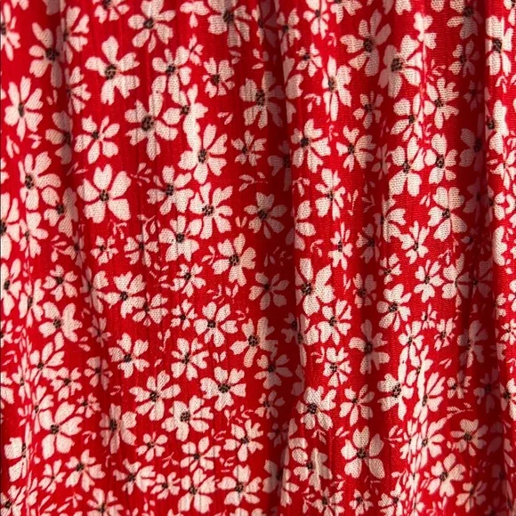 Aakaa Red and White Floral Dress - Picture 4 of 4